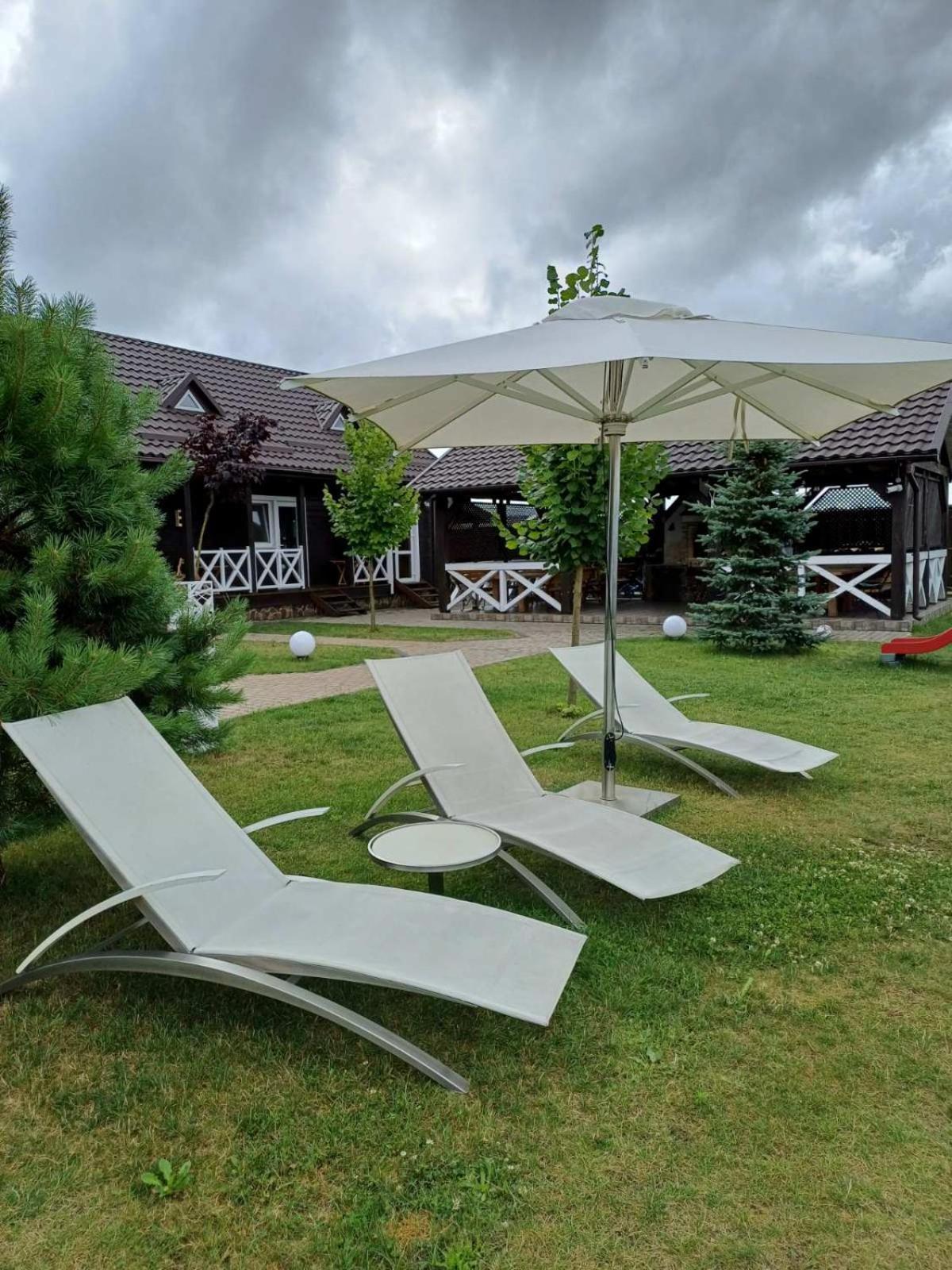 Ostrivky Hotel Svityaz' ภายนอก รูปภาพ