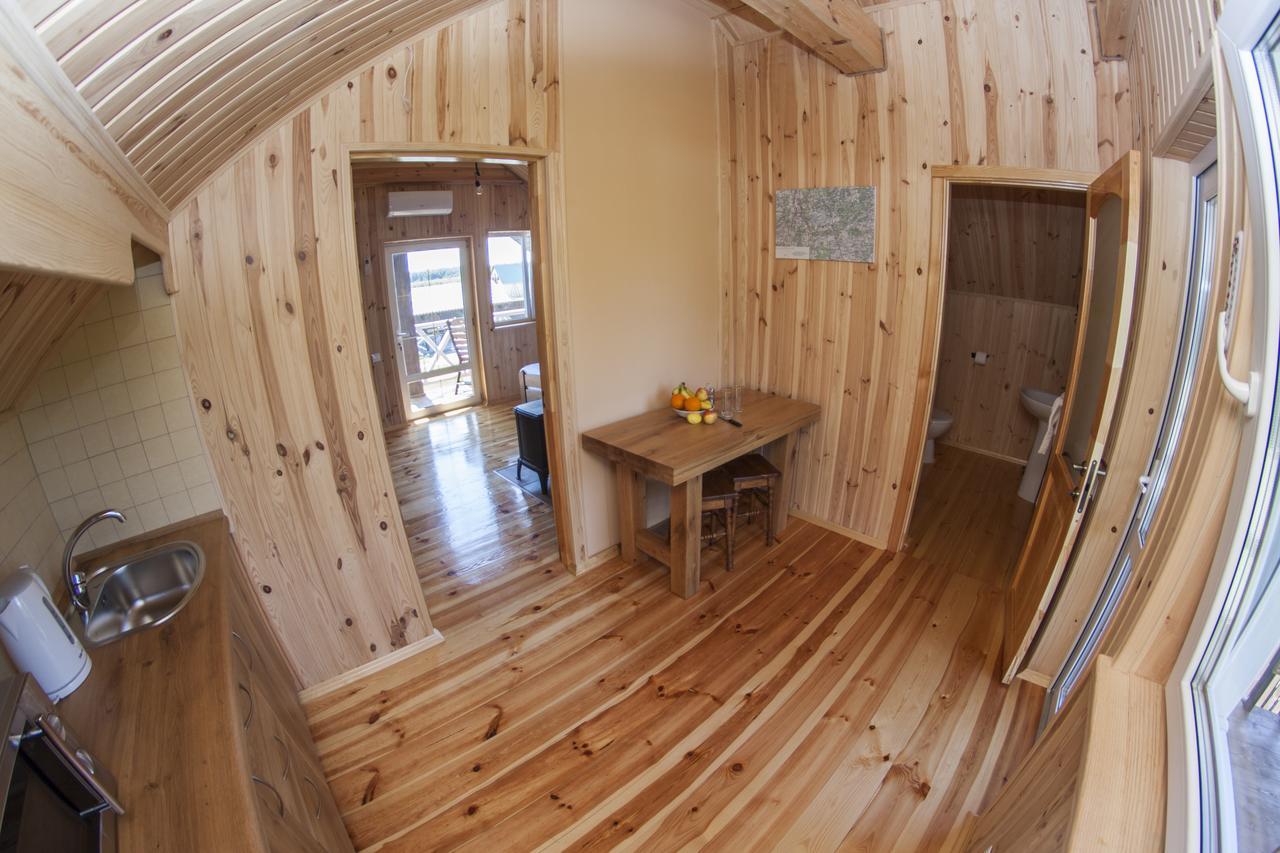 Ostrivky Hotel Svityaz' ภายนอก รูปภาพ