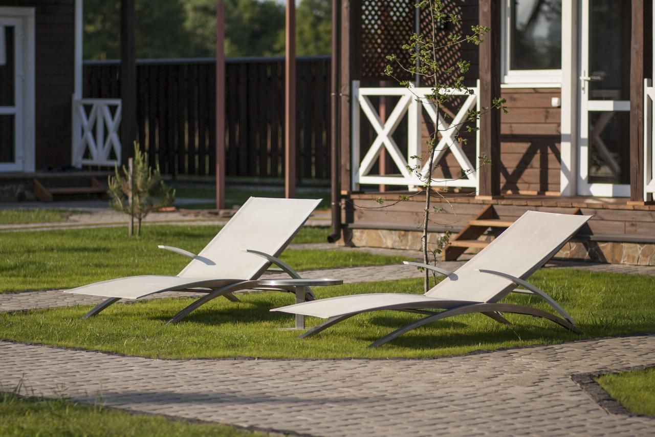 Ostrivky Hotel Svityaz' ภายนอก รูปภาพ