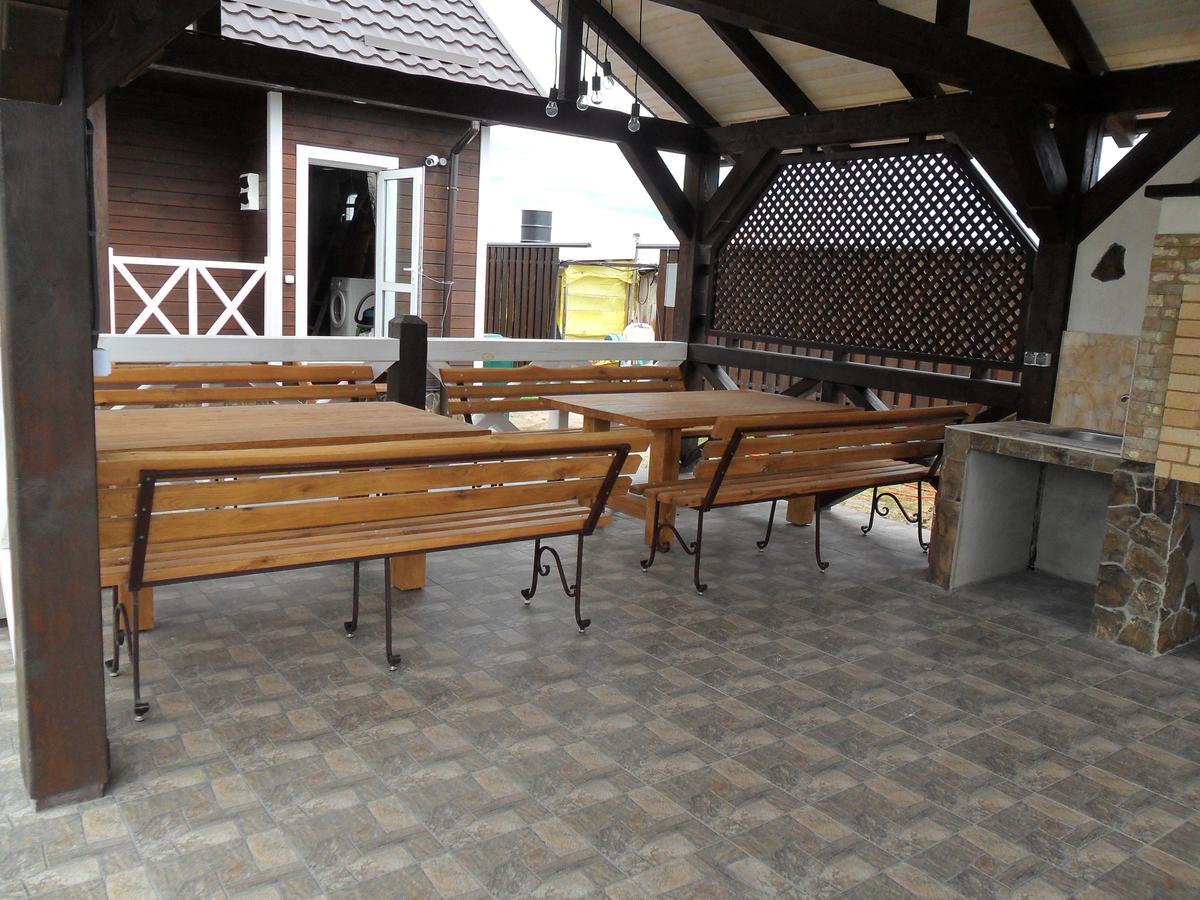 Ostrivky Hotel Svityaz' ภายนอก รูปภาพ