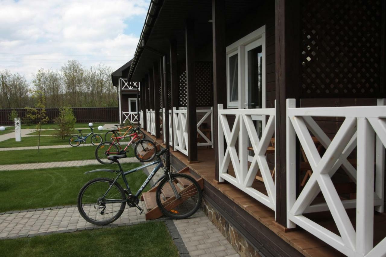 Ostrivky Hotel Svityaz' ภายนอก รูปภาพ